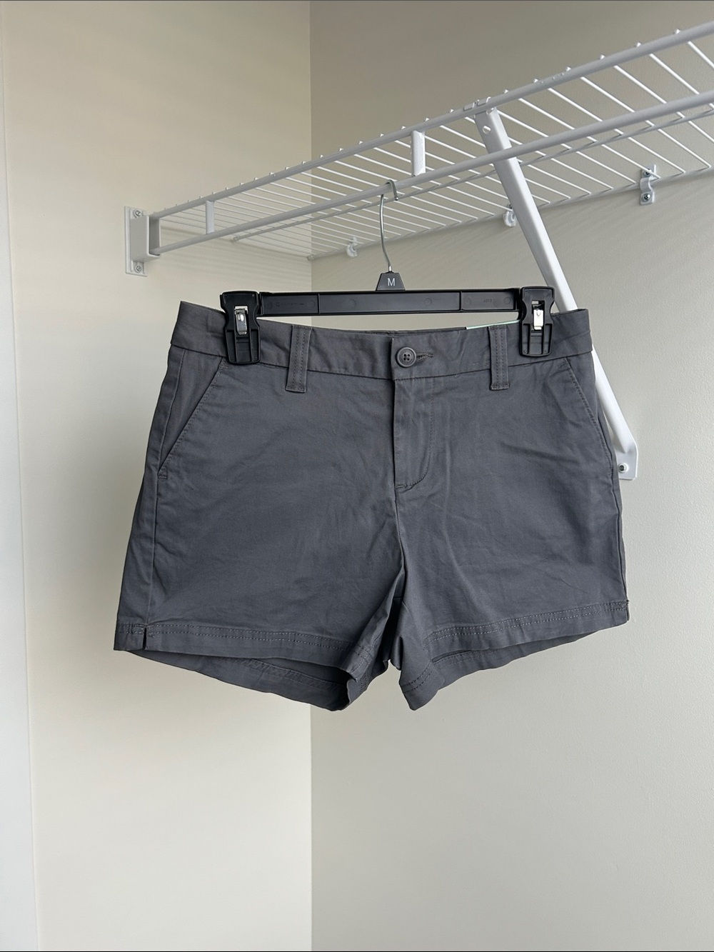 Magellan Outdoors Charcoal Gray Women's Shorts